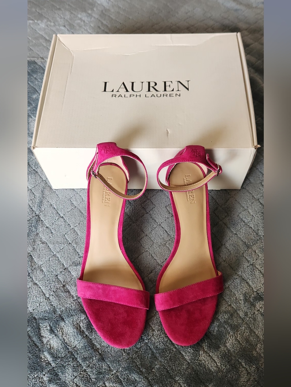NEW. Ralph Lauren Fuschia Pink Suede Heels. Size 8 B. NIB.